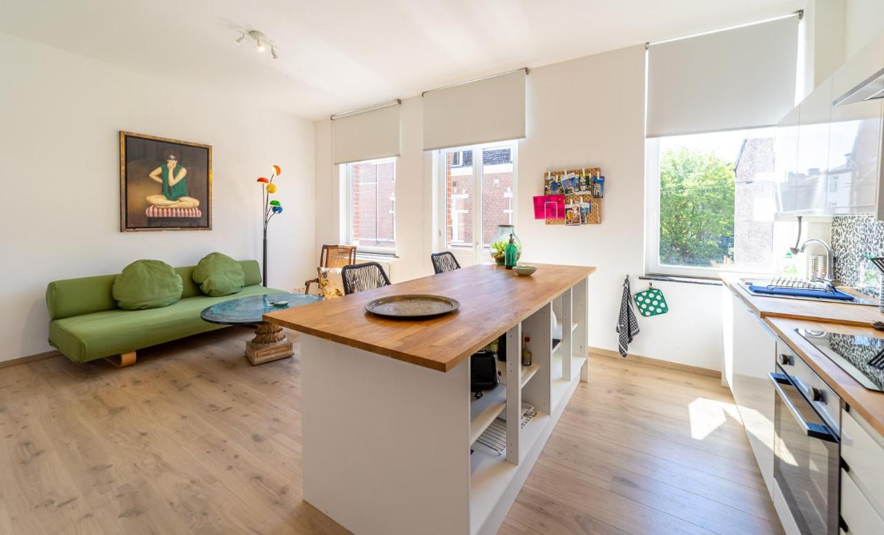 Apartment Lyves Two Liege